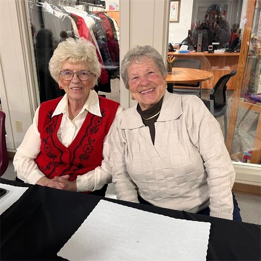 Gahanna senior residents smiling at sauce and song event