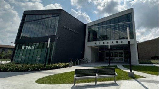 Front view of the Gahanna Library building on a sunny day