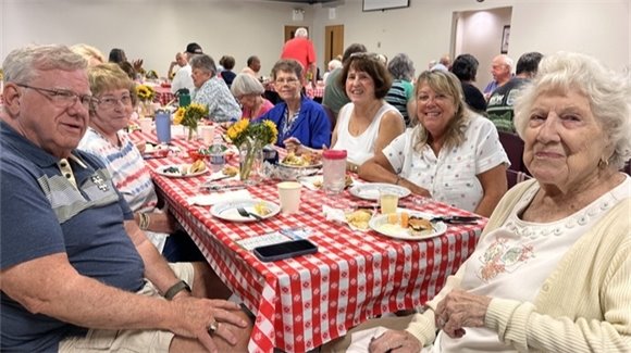 Gahanna seniors celebrating the 4th of July