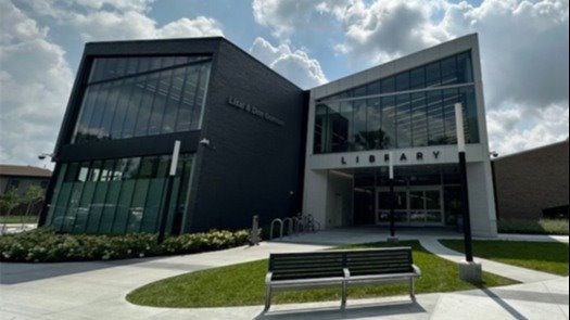 Front view of the Gahanna Library building on a sunny day