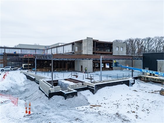 825 Tech Center Drive