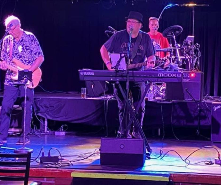 Creekside Live Slideshow