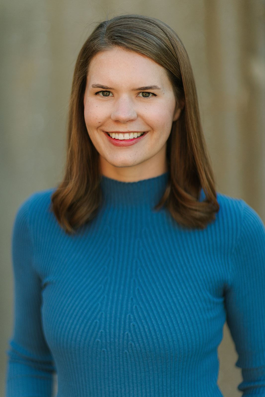 Julie Predieri Headshot